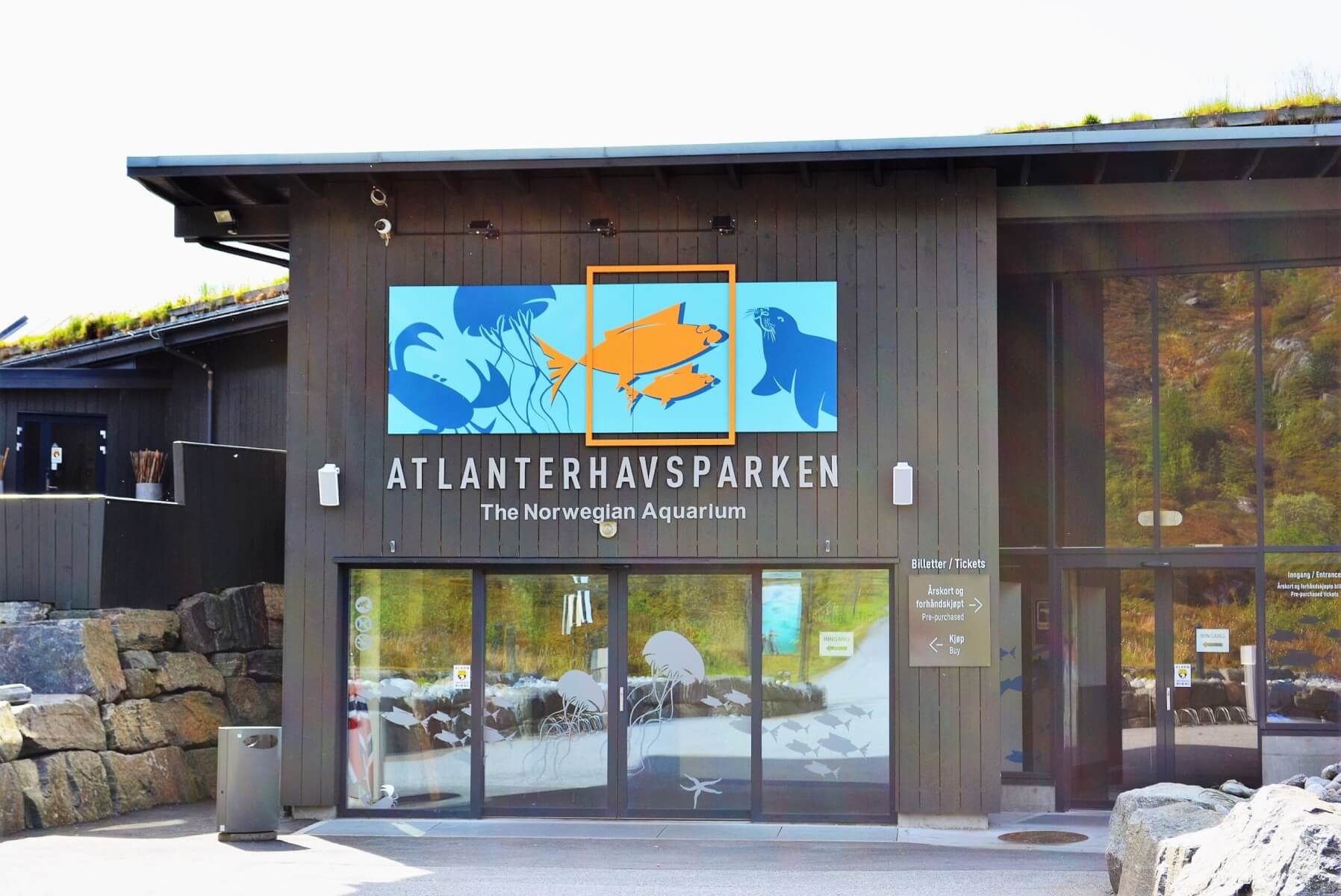 Front view of Atlanterhavsparken Aquarium.