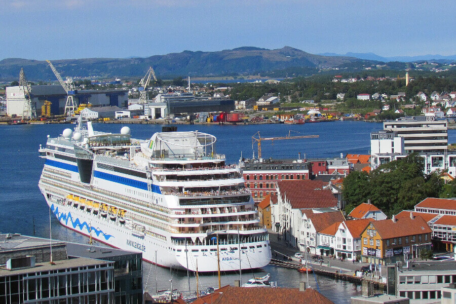 Cruiseship in Stavanger